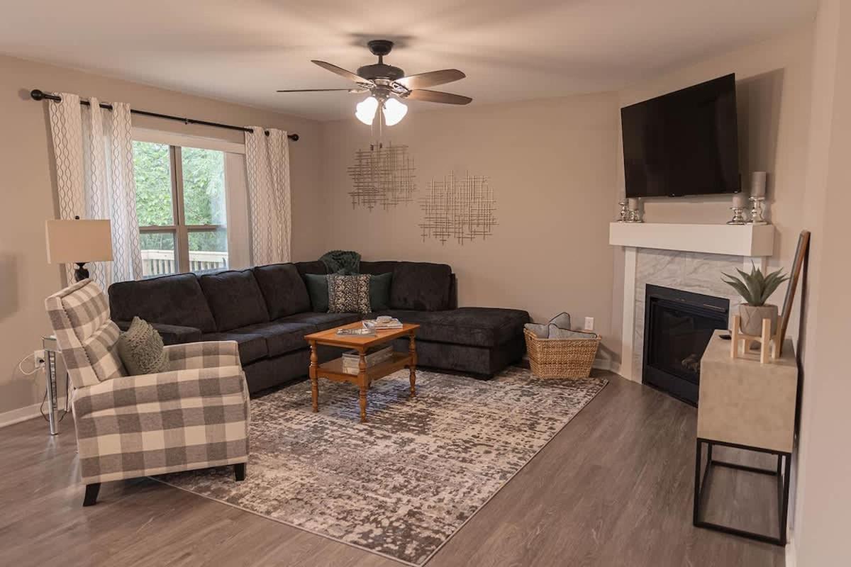 Brand New 2 Bed With Office Villa Loves Park Exterior foto